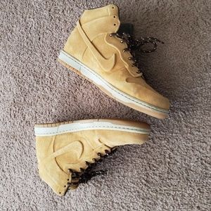 Nike dunks sz 10